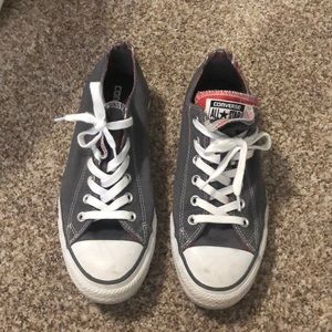 Double tongue low top converse